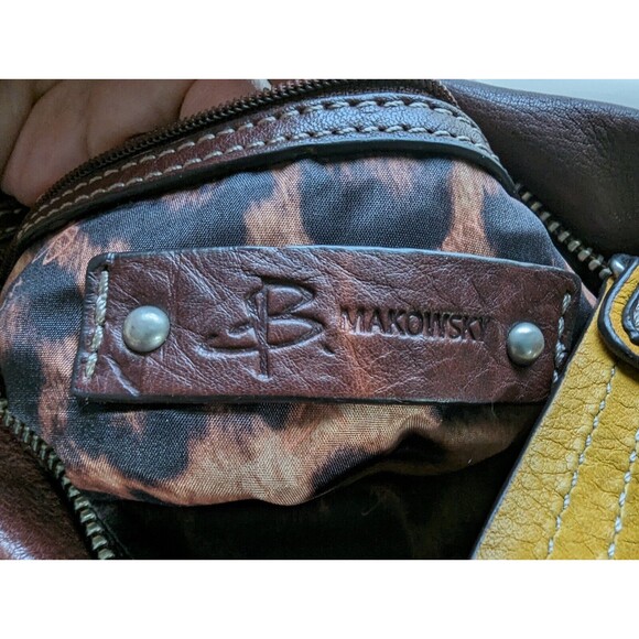 B. Makowsky Organizer Mustard & Brown Genuine Leather Messenger Cross-body bag - Picture 11 of 16